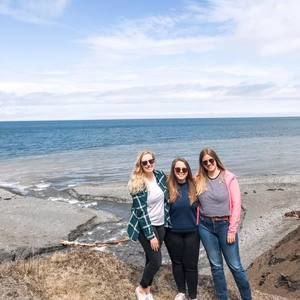 Meet your Posher, Hillary